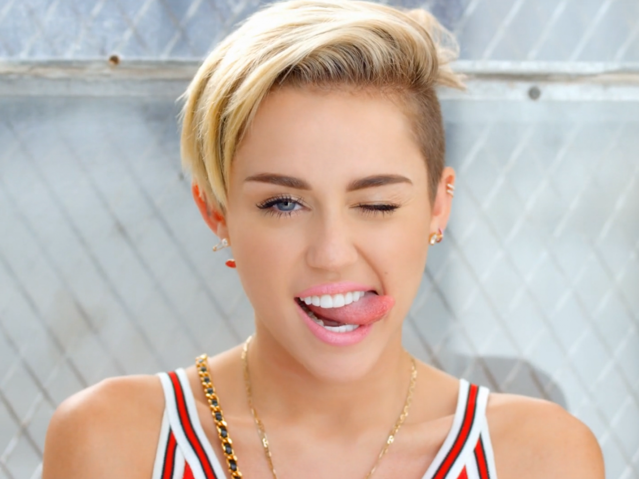Miley Cyrus HD Wallpaper Pack - High Definition, High Resolution HD